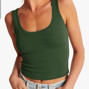 Artfish Women's Scoop Neck Ribbed Crop Tank Top
